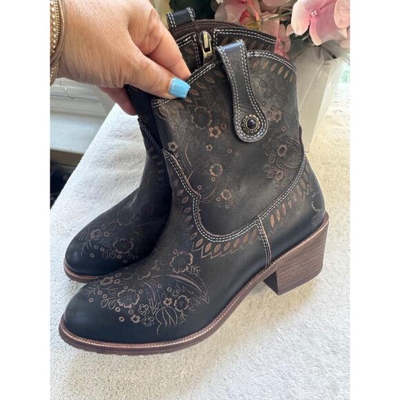 NWOB L'Artiste Galop Cowboy Bootie size 40 us 9 (1500 - Picture 2 of 9